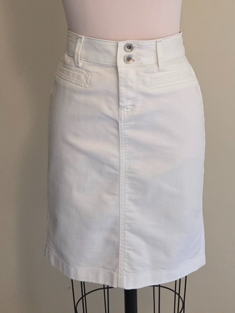 Banana Republic White Denim Skirt